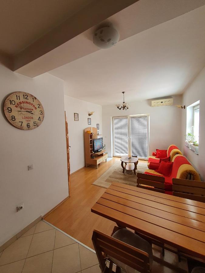 Zogu Apartments - City View Приштина Екстер'єр фото