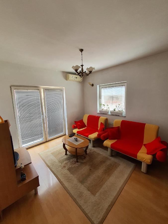 Zogu Apartments - City View Приштина Екстер'єр фото